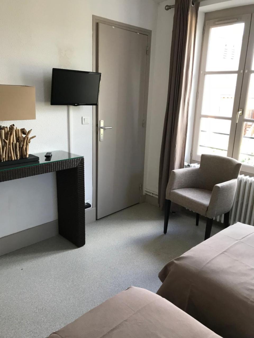 Les Amis De Diane Hotel
